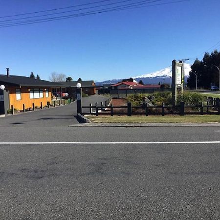 Waiouru Welcome Inn Exteriör bild
