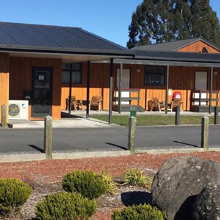 Waiouru Welcome Inn Exteriör bild