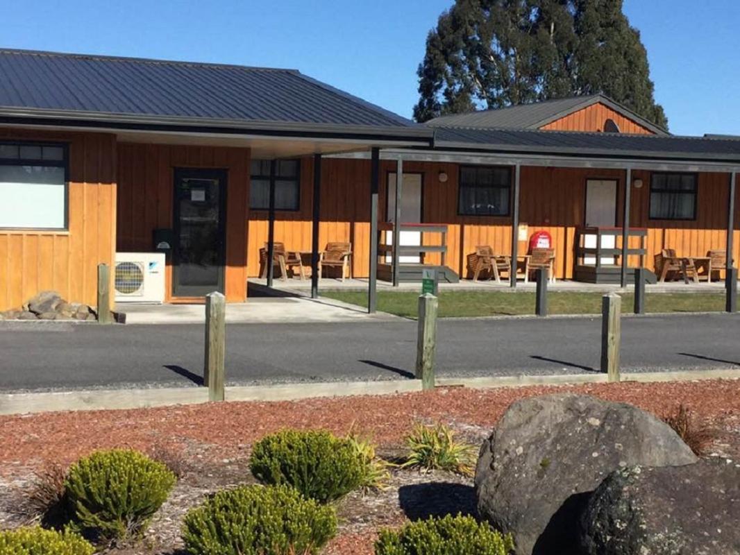 Waiouru Welcome Inn Exteriör bild