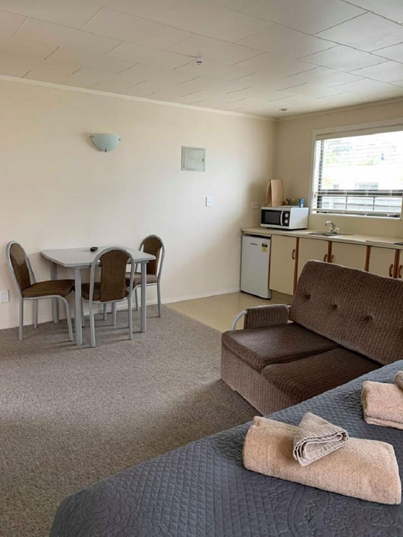 Waiouru Welcome Inn Exteriör bild
